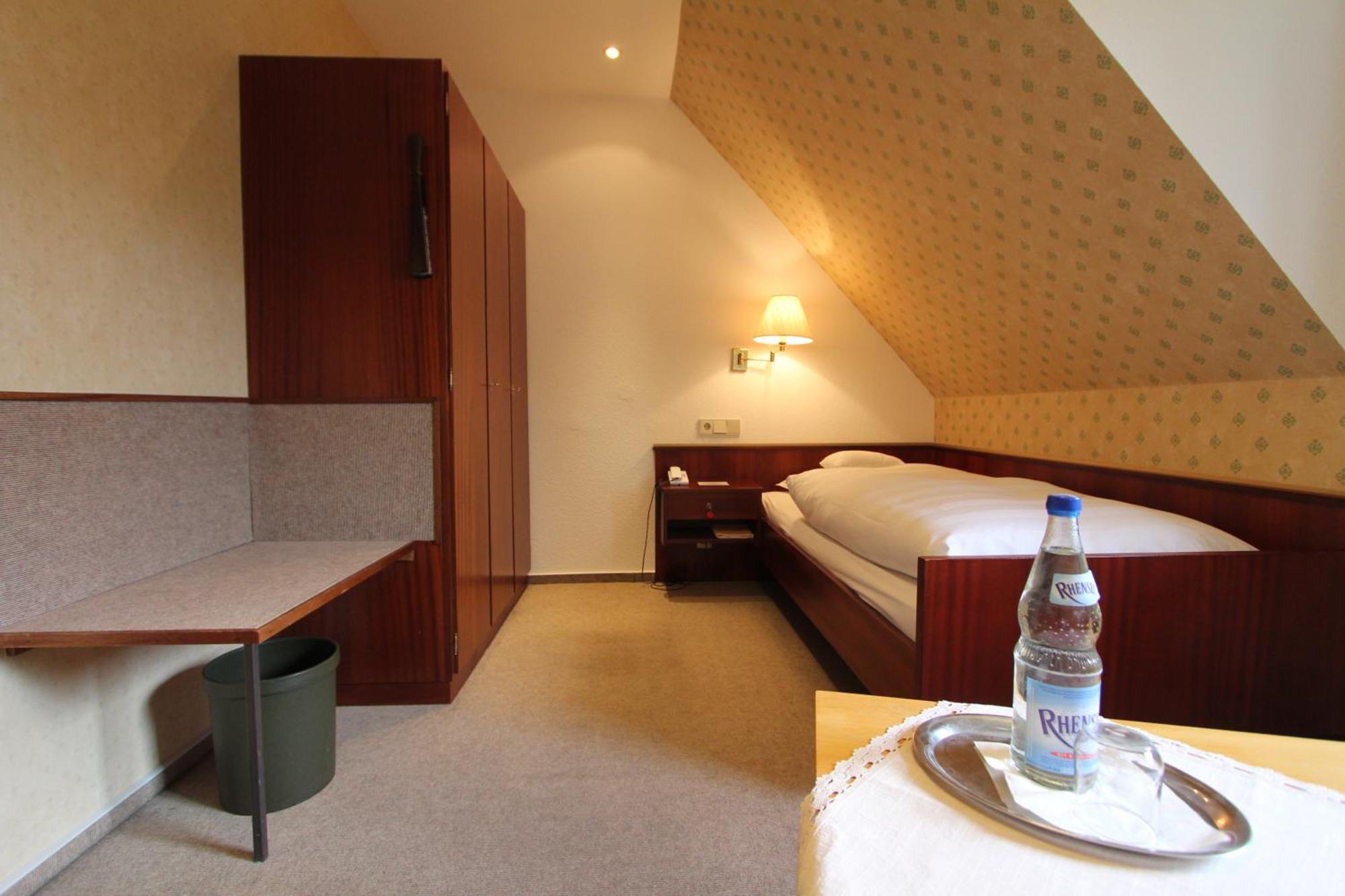 Hotel Gasthaus Troester Schmallenberg Eksteriør billede